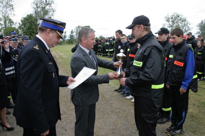 Powiatowe zawody MDP i rat.med. 2012